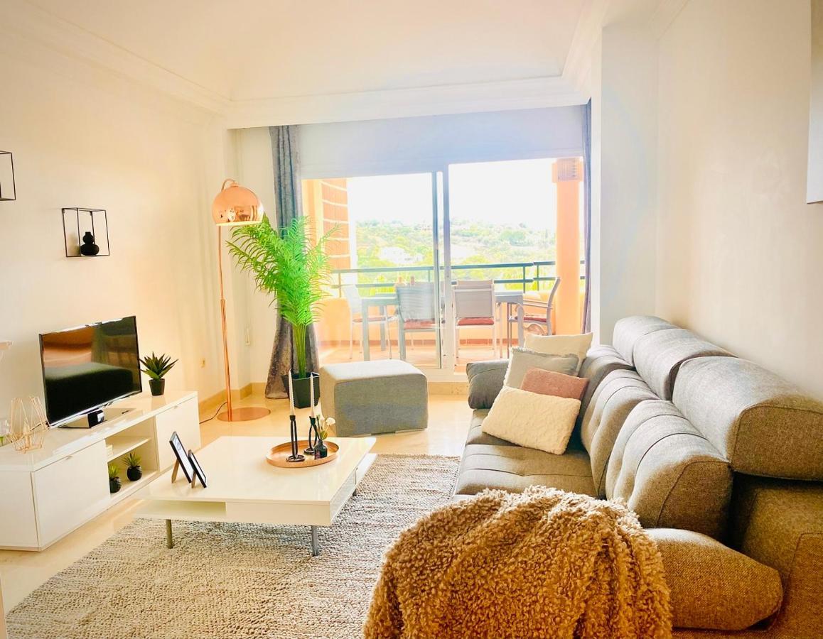 Elviria Apartment マルベーリャ エクステリア 写真